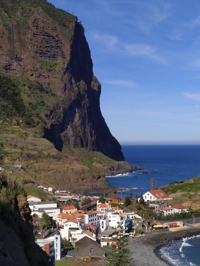 Souza Beach Apartment - Porto Da Cruz - Studio & Suite Dış mekan fotoğraf